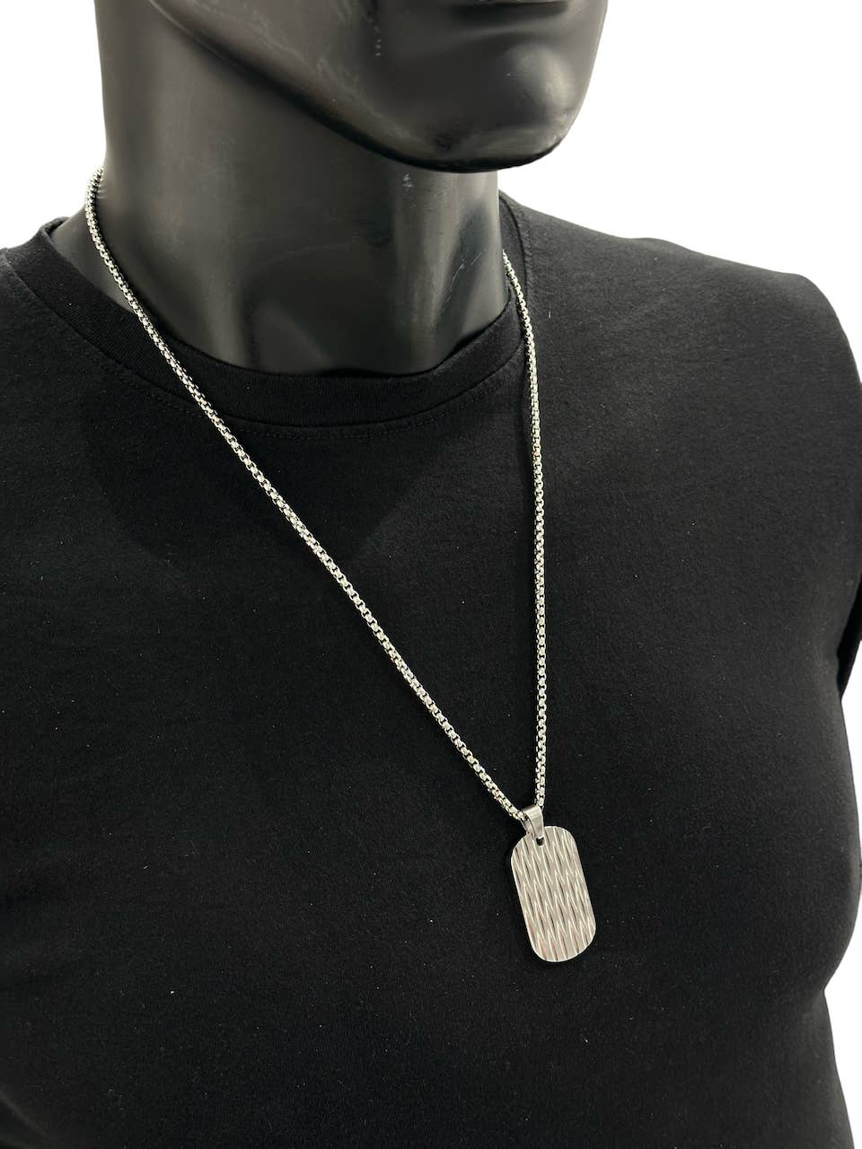Collier en acier inoxydable 224OP03