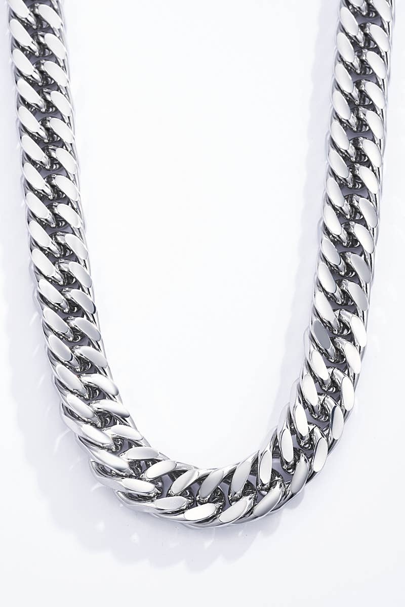 Stainless steel necklace 224OP4