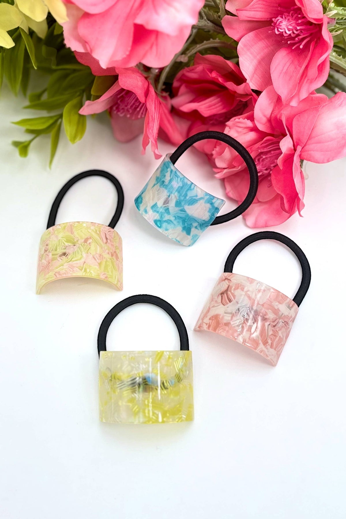 Set of 4 acrylic elastic scrunchies ST64