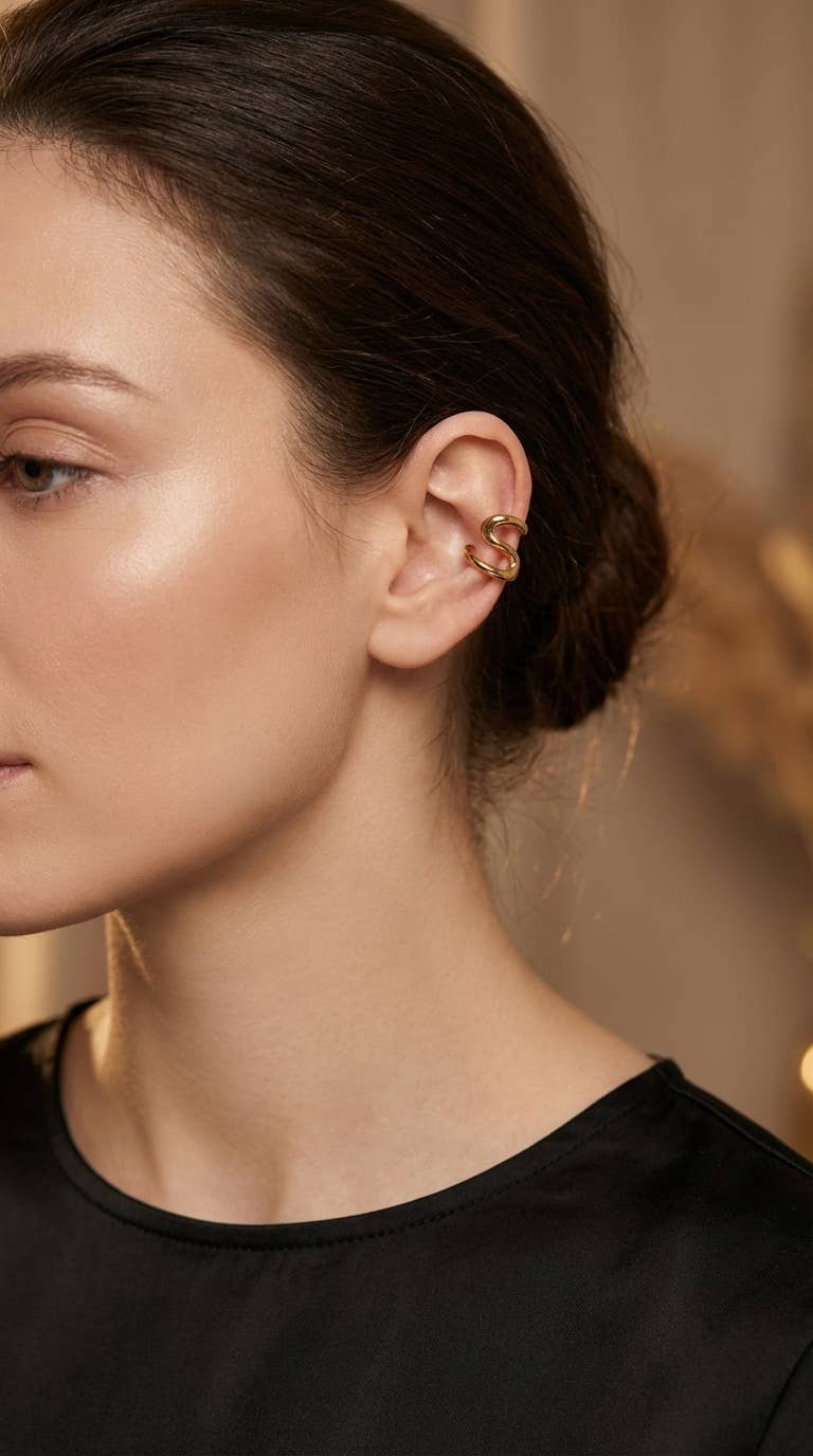 Stainless steel ear cuff 124AQ522