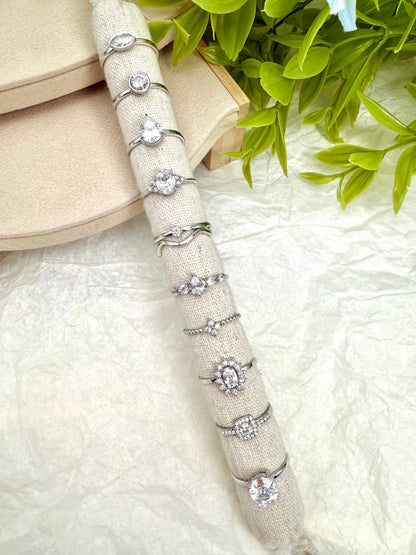 Set of 10 stainless steel rings without display case SET348