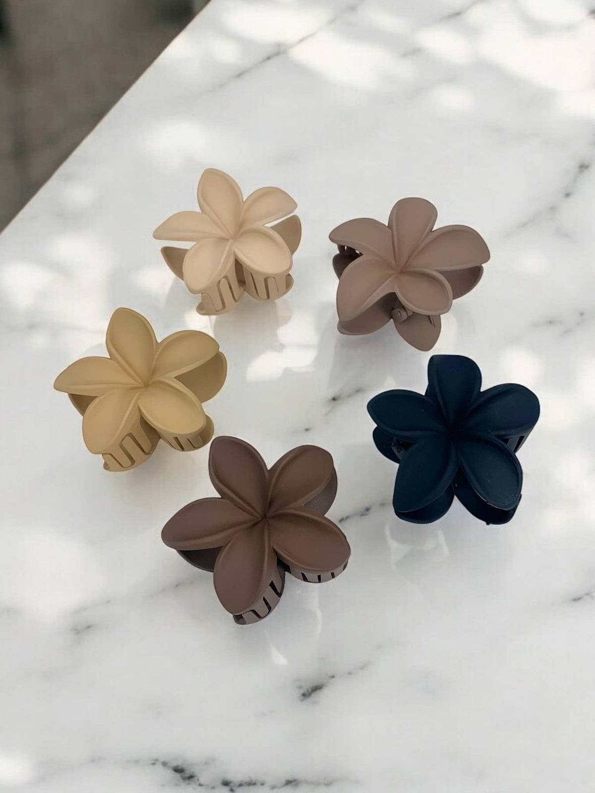YH03 flower-shaped hair clip