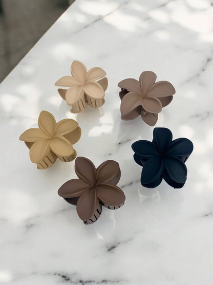YH03 flower-shaped hair clip