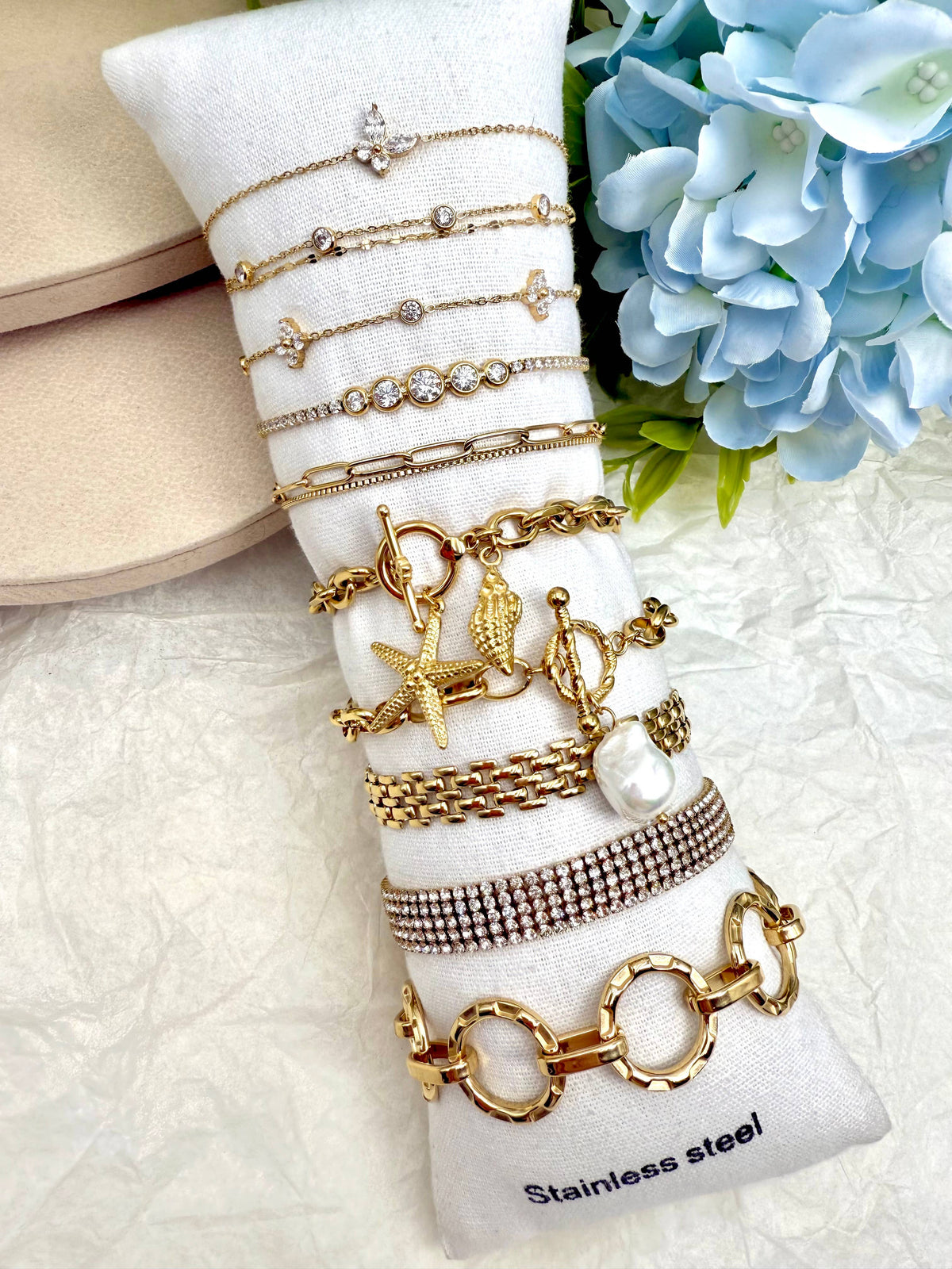 Set of 10 stainless steel bracelets without display SET343