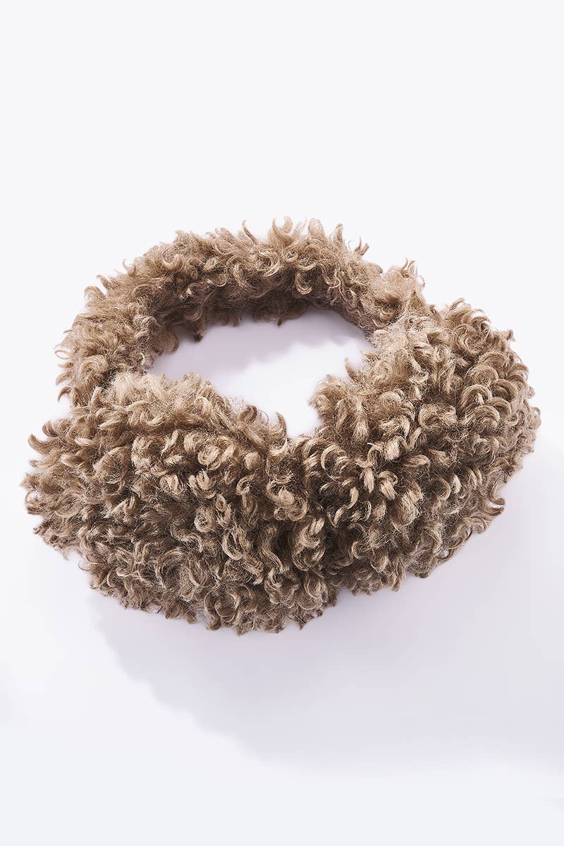CC11 Faux fur earmuffs