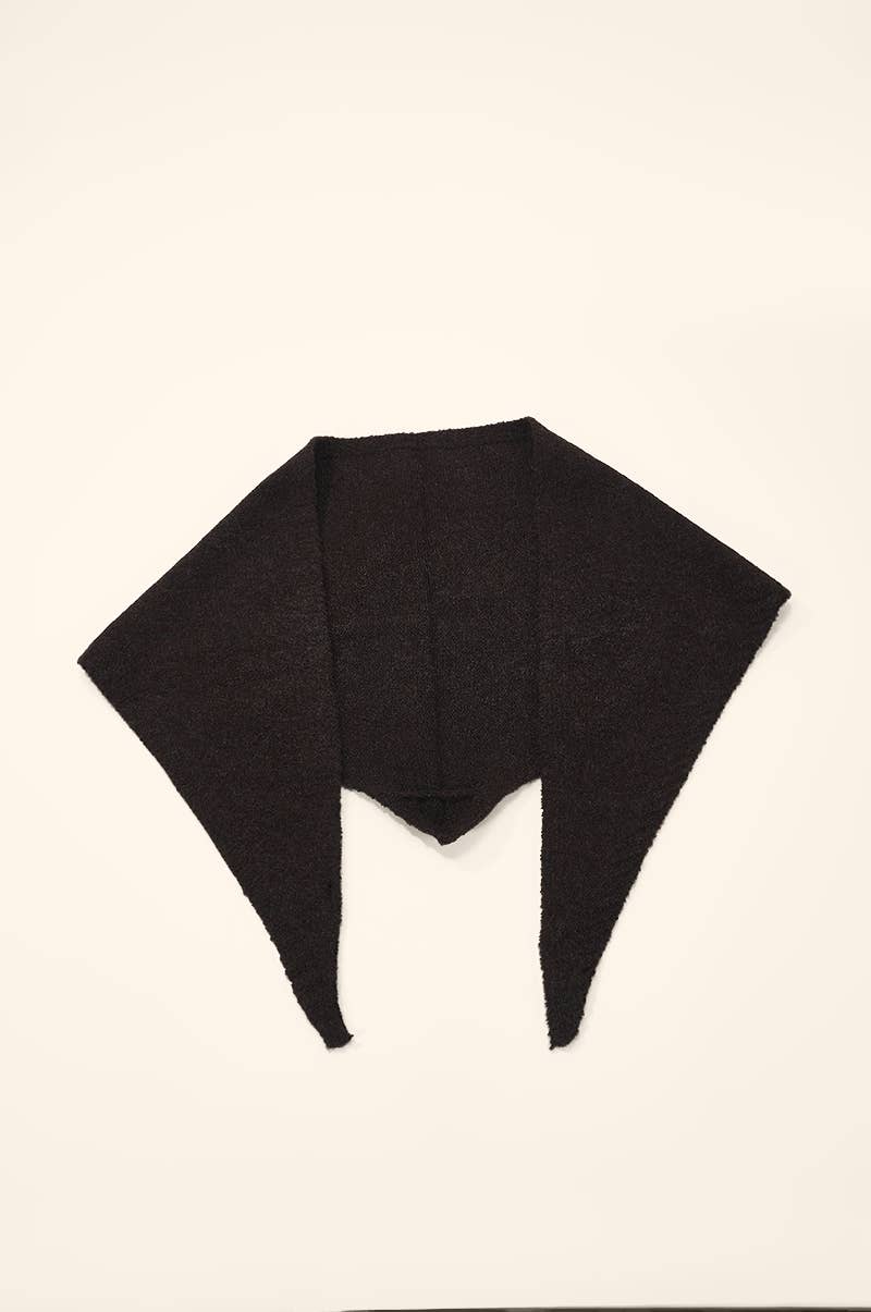 Écharpe triangle en laine unie FL612DF