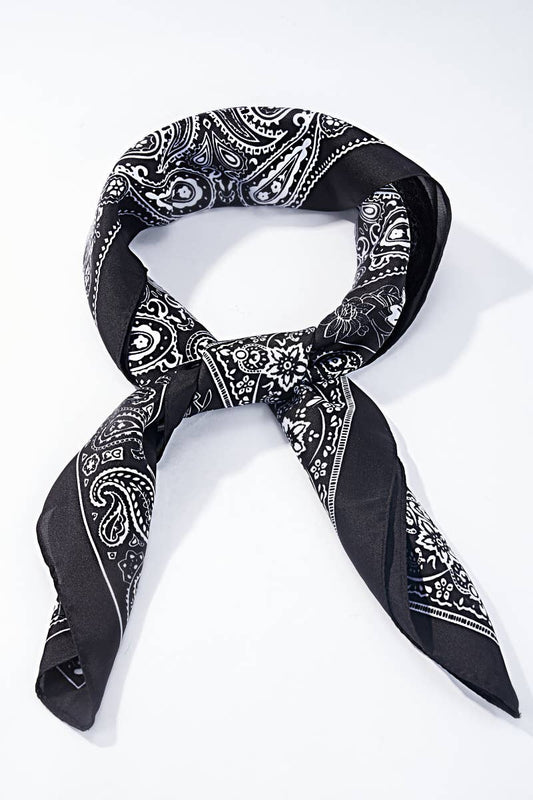 Foulard à motif 70x70 cm FL39
