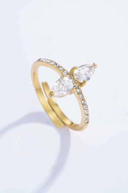 Bague avec pierre et strasses en acier inoxydable 424AQ11