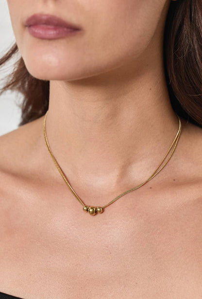 Collier avec boules en acier inoxydable 224DY31