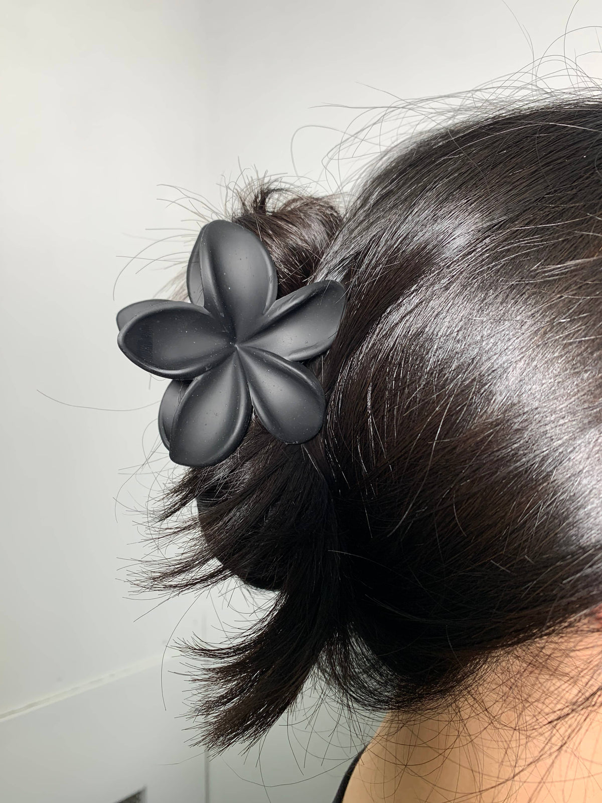 YH03 flower-shaped hair clip