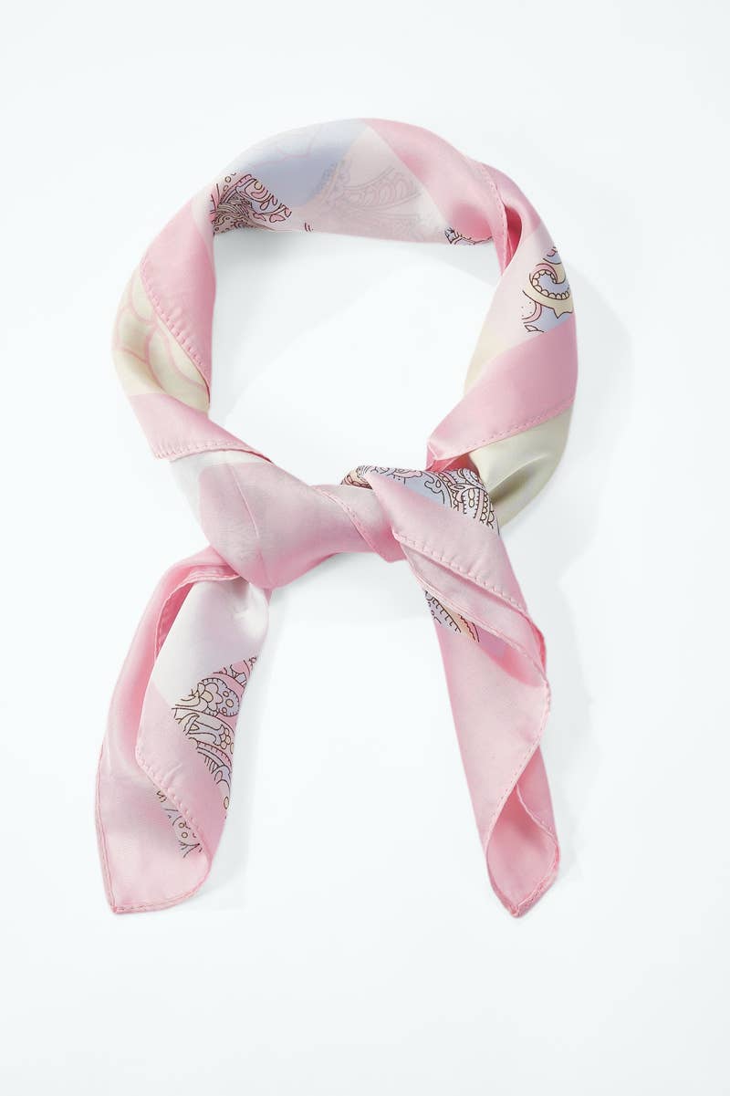 Patterned scarf 70 x 70 cm FL55