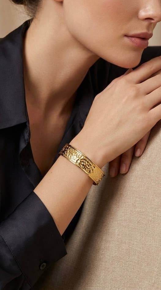 Stainless steel bangle bracelet 324AQ332