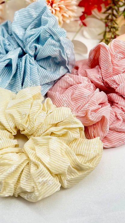 Striped fabric scrunchie 15cm FQ59K