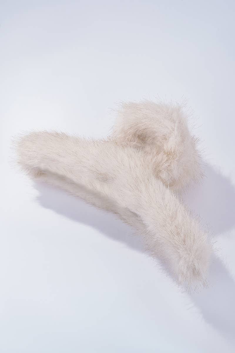 Pince à cheveux en fausse fourrure YH11