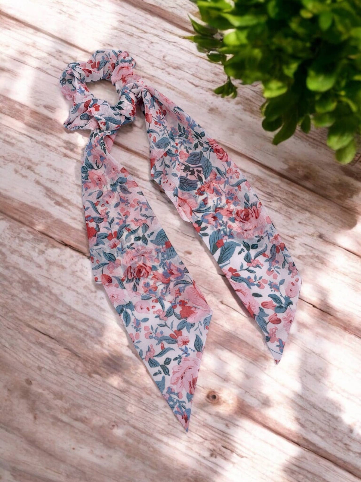 Floral print ribbon scrunchie FQ27