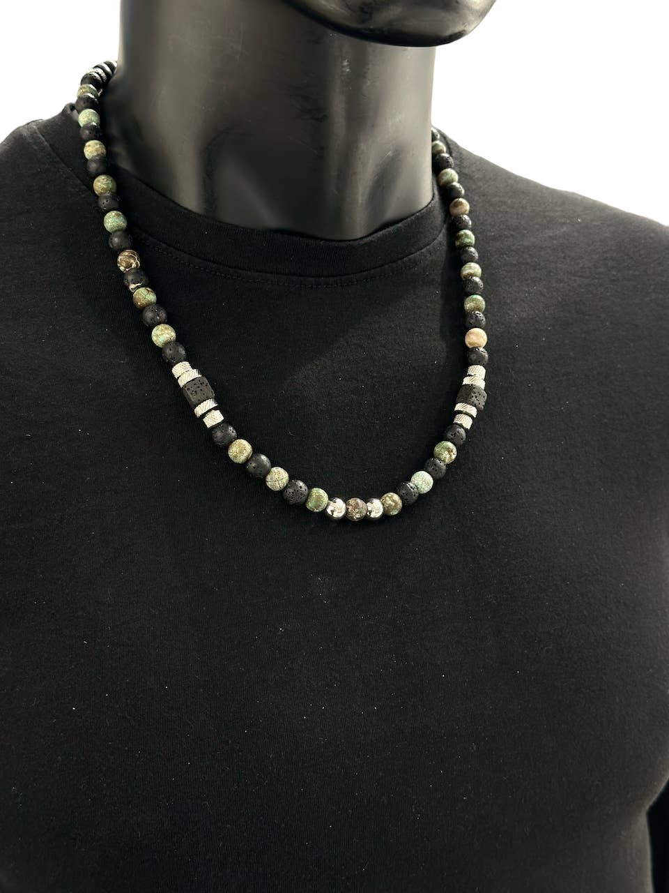 Collier en pierre naturelle 224DS09