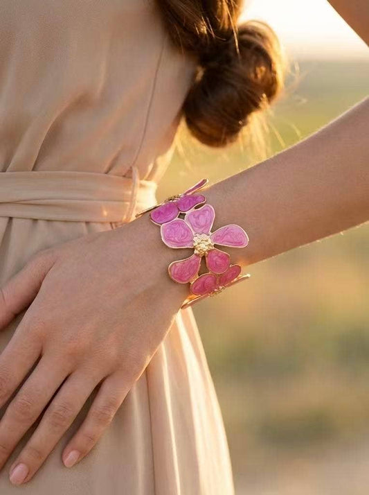 Stainless steel bangle bracelet 324AQ396