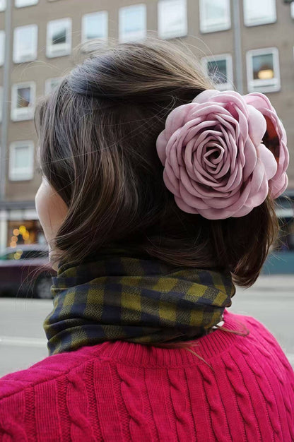 ZE24 flower-shaped hair clip