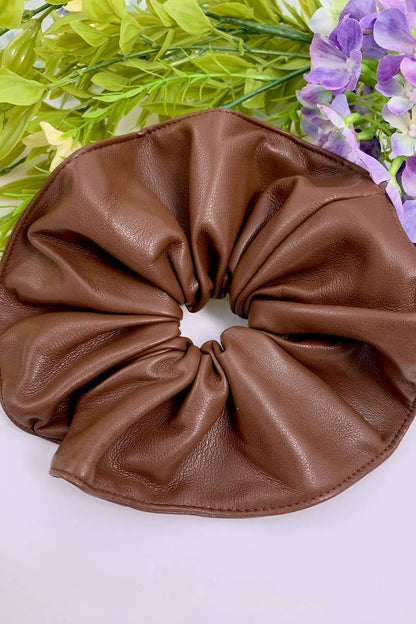 Faux leather scrunchie FQ84