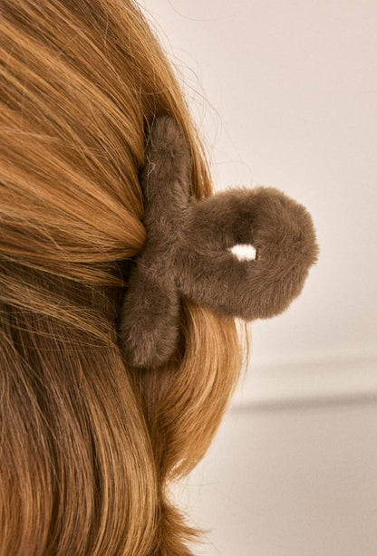 Pince à cheveux fausse fourrure YH202YJ