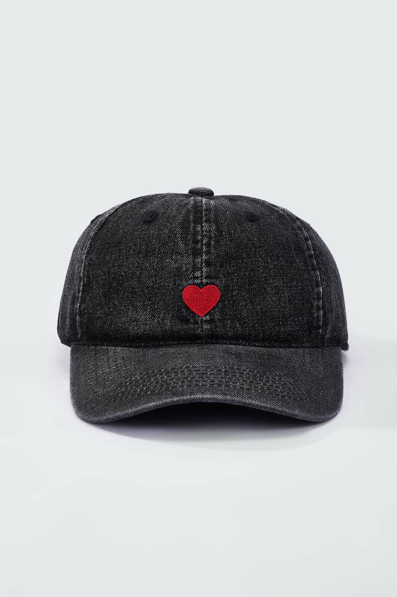 Cotton cap with heart embroidery MJ317HK