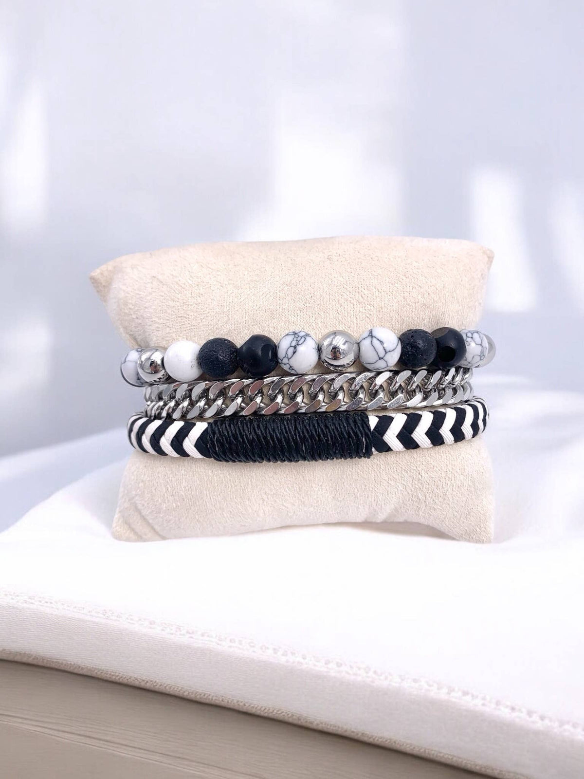 Natural stone bracelet 324DS42
