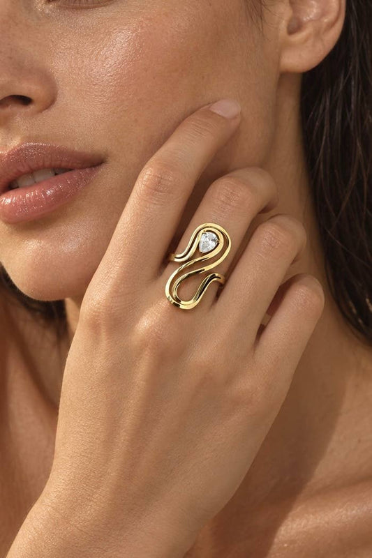 Bague ondulée à zircon poire en acier inoxydable 424AQ329
