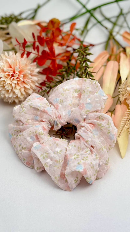 Floral scrunchie 15cm FQ59