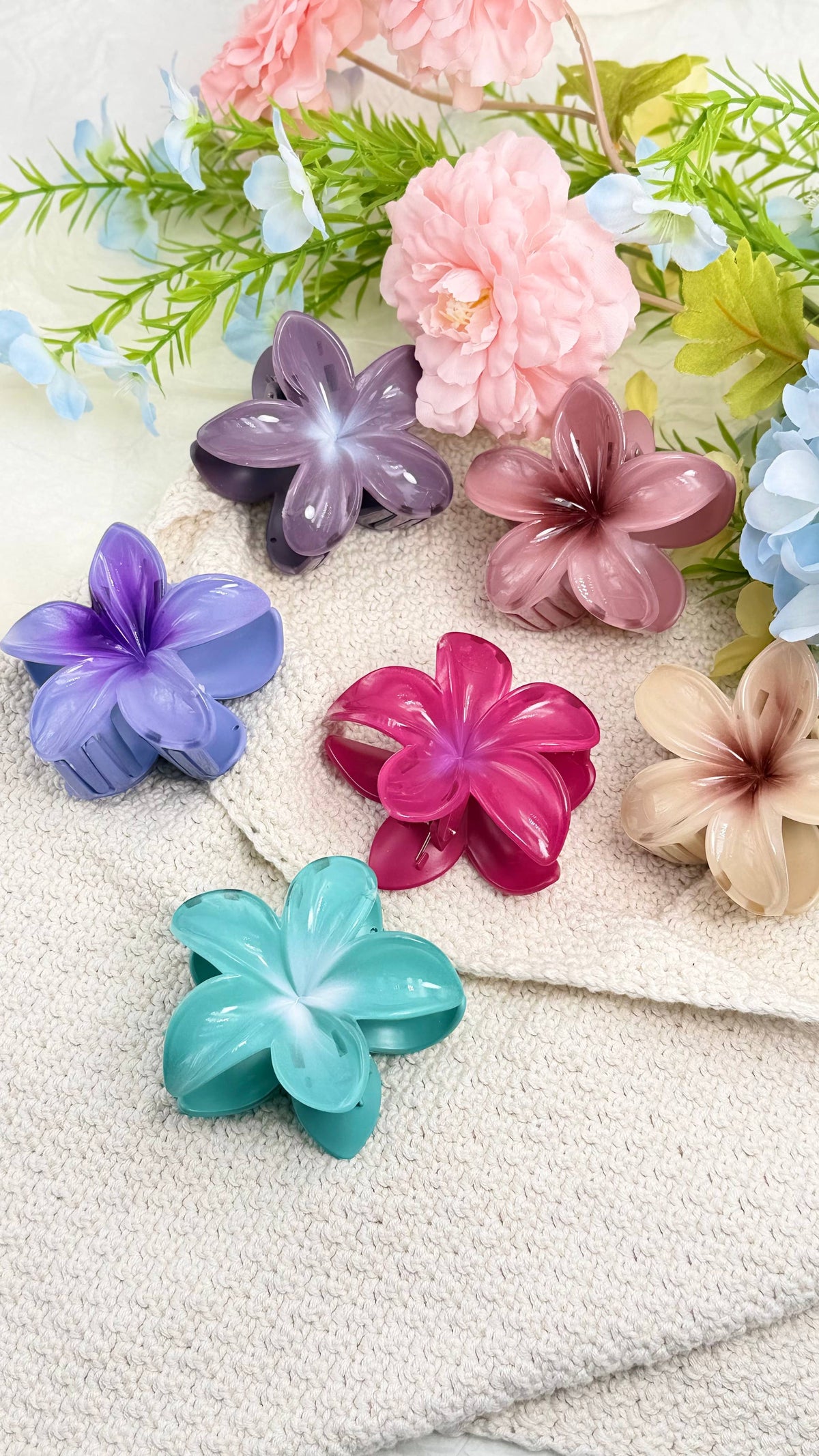 8cm flower hair clip YH90