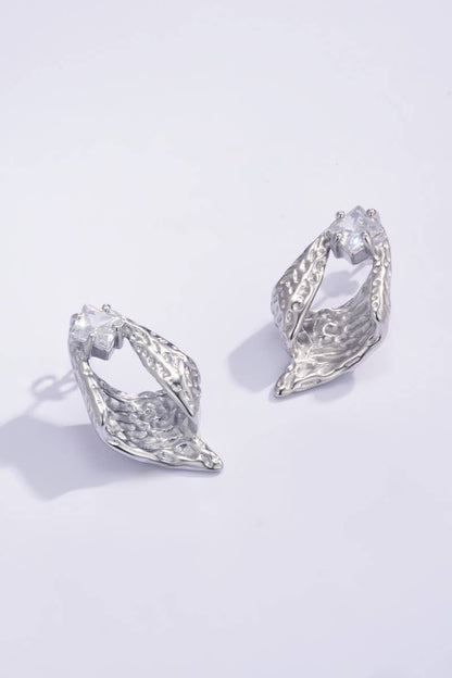 Textured earrings with pearl 124AQ130