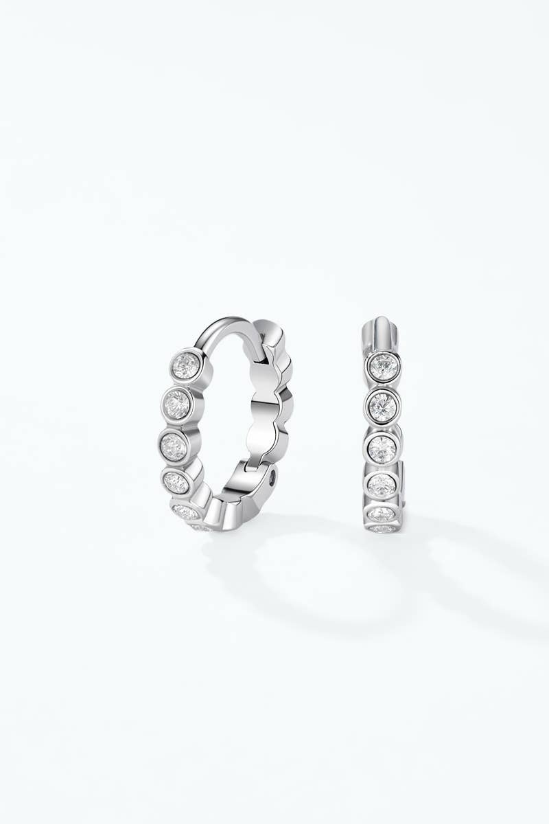Mini hoop earrings set in steel 124AQ830